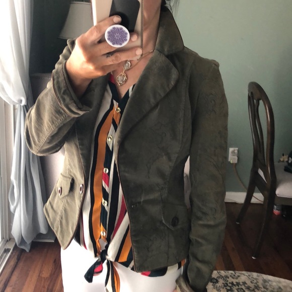 Corduroy jacket size medium - Picture 5 of 8